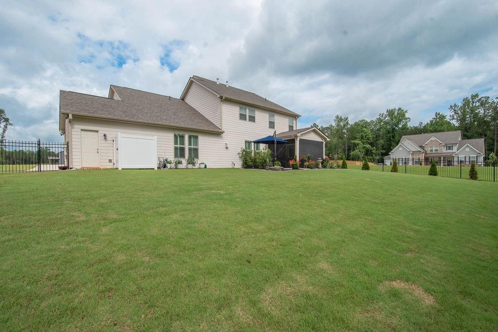 449 Saddleridge Trail