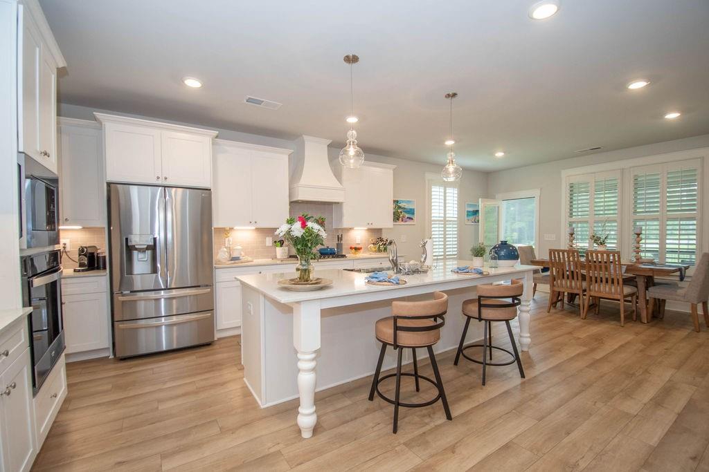 449 Saddleridge Trail