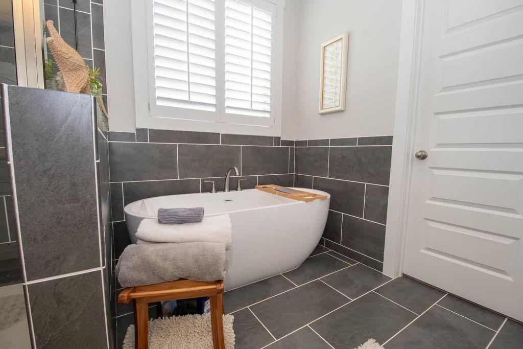 449 Saddleridge Trail