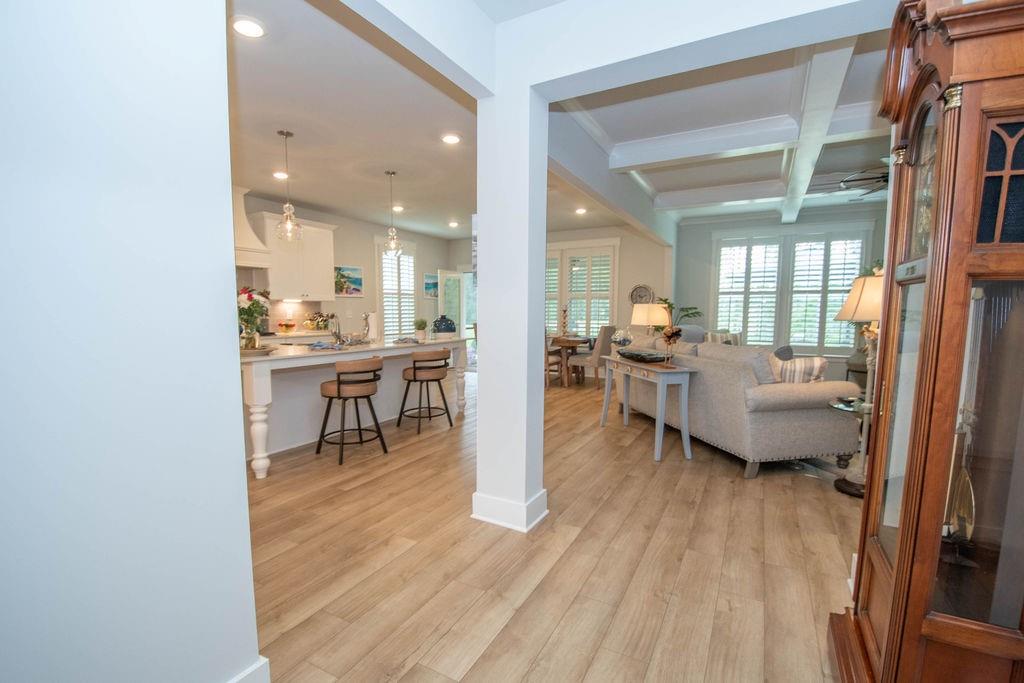 449 Saddleridge Trail