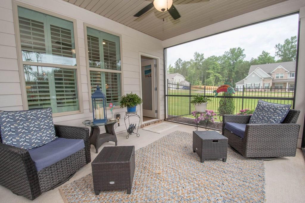 449 Saddleridge Trail