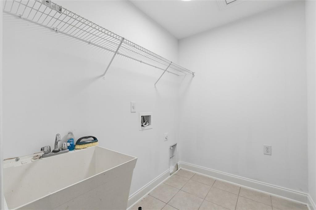 400 KENDRICK Terrace SW