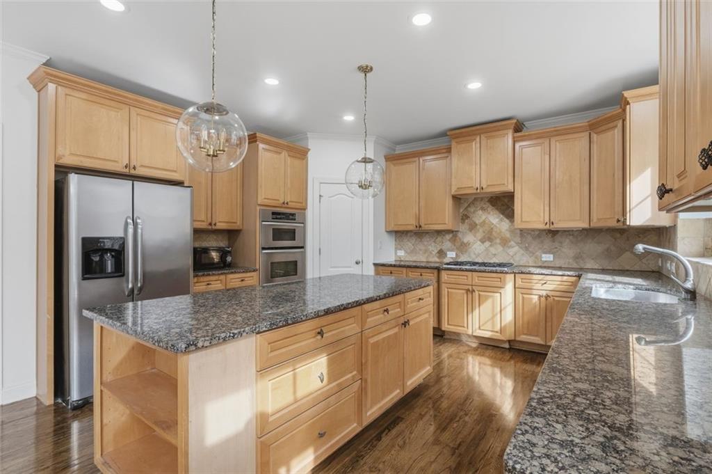 400 KENDRICK Terrace SW