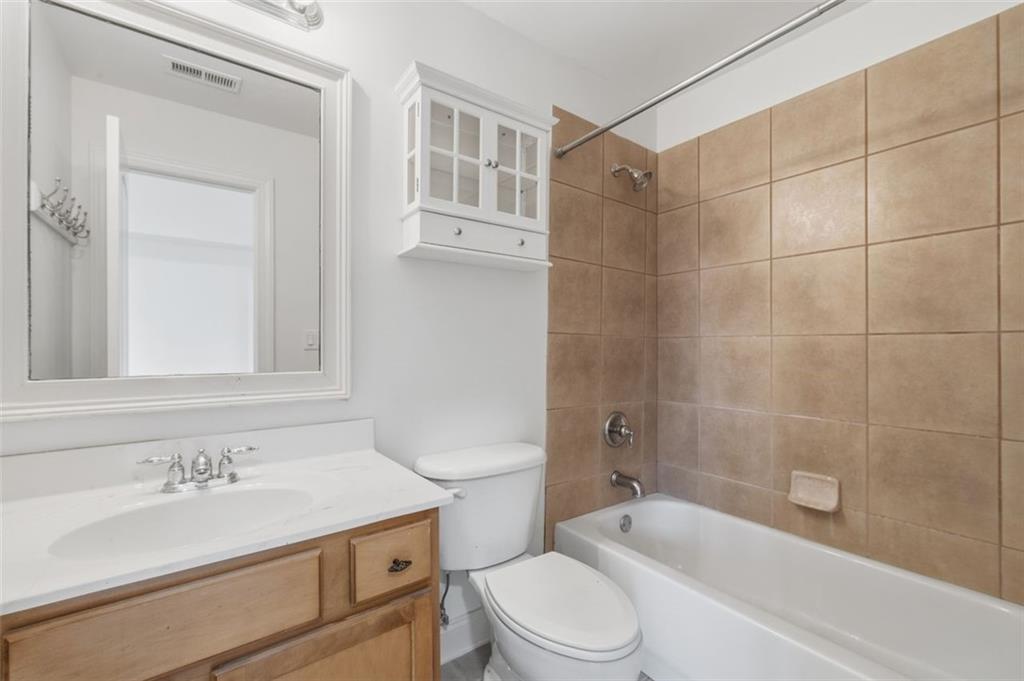 400 KENDRICK Terrace SW