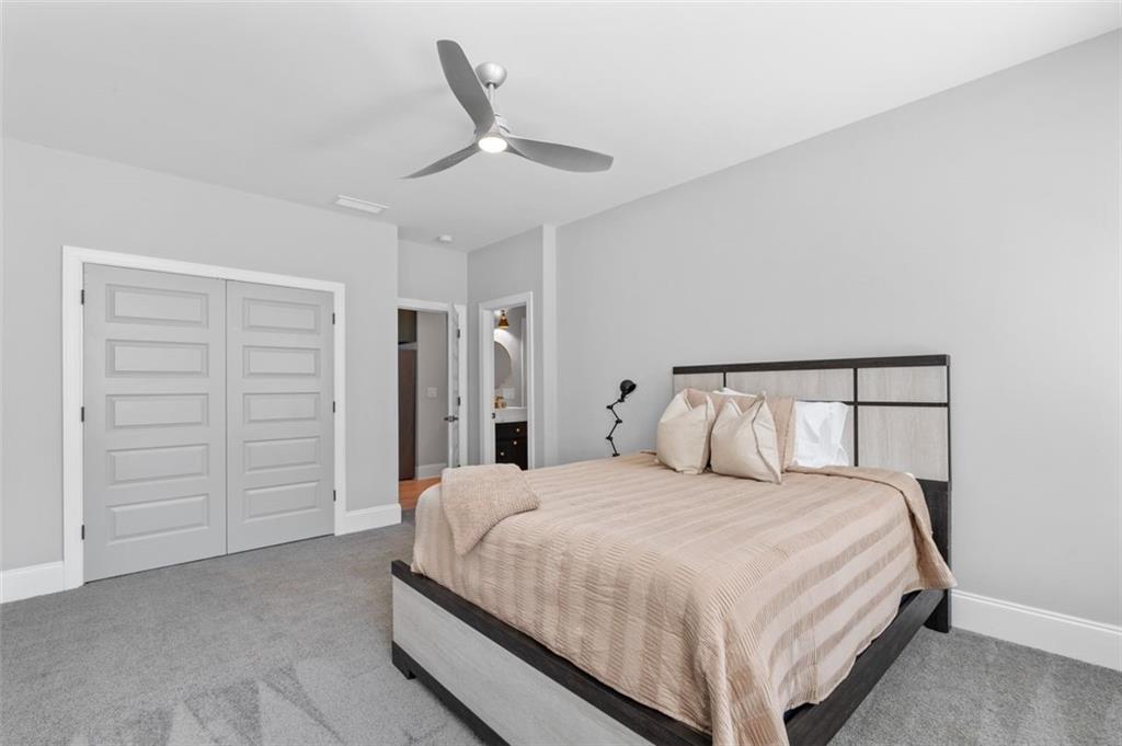 1070 LUCILE Avenue SW