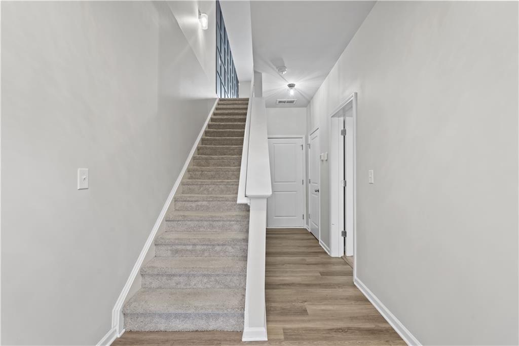 3619 HAWTHORNE Terrace