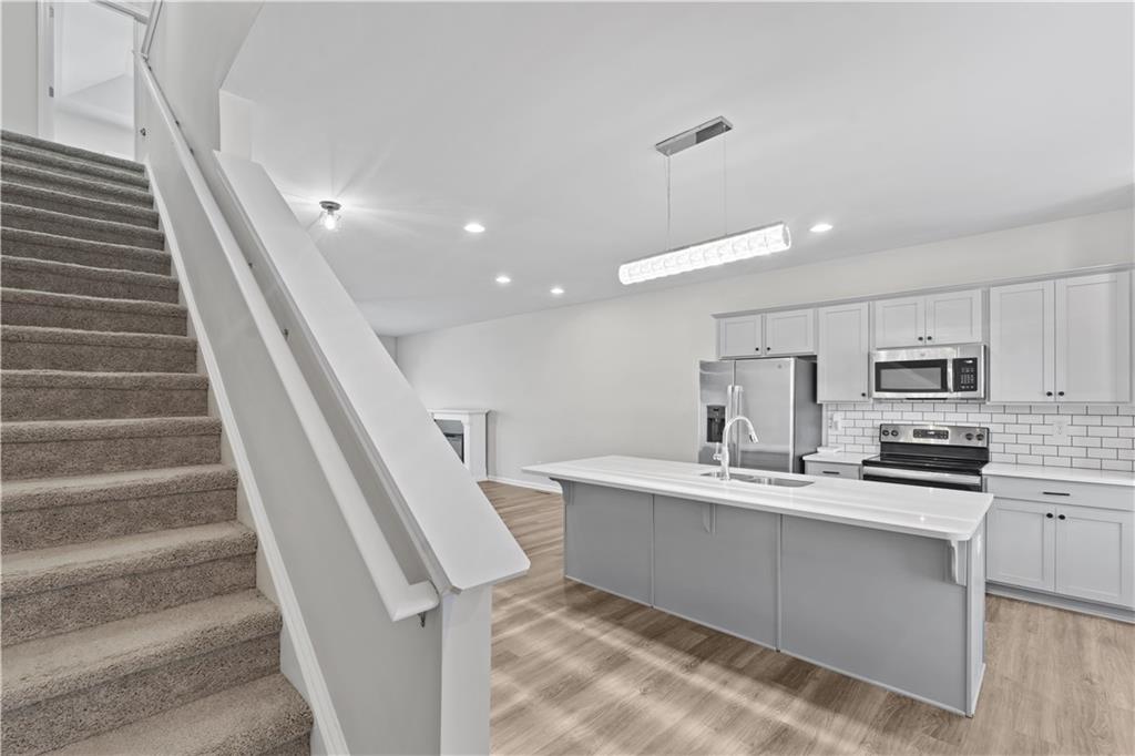 3619 HAWTHORNE Terrace