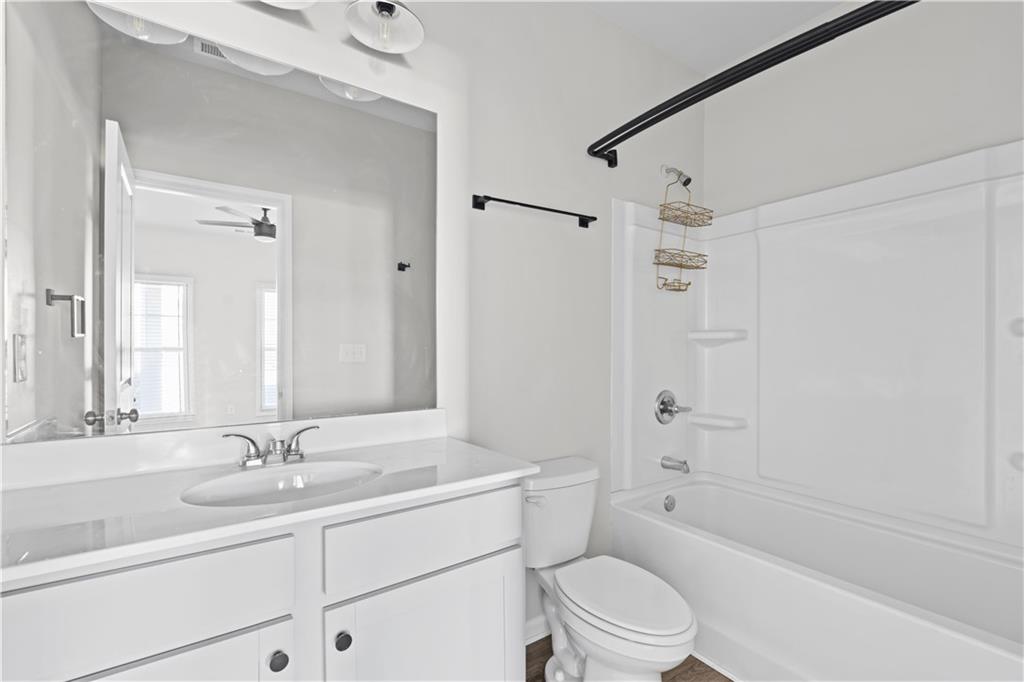 3619 HAWTHORNE Terrace