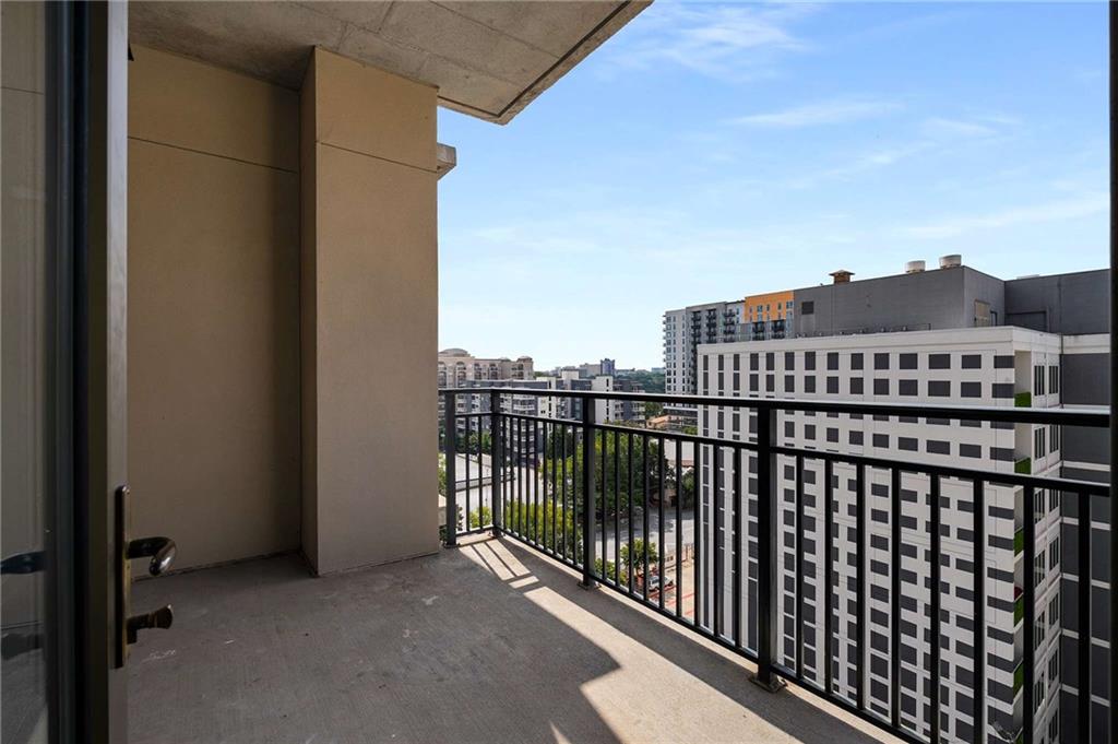 565 Peachtree Street NE Unit 1005