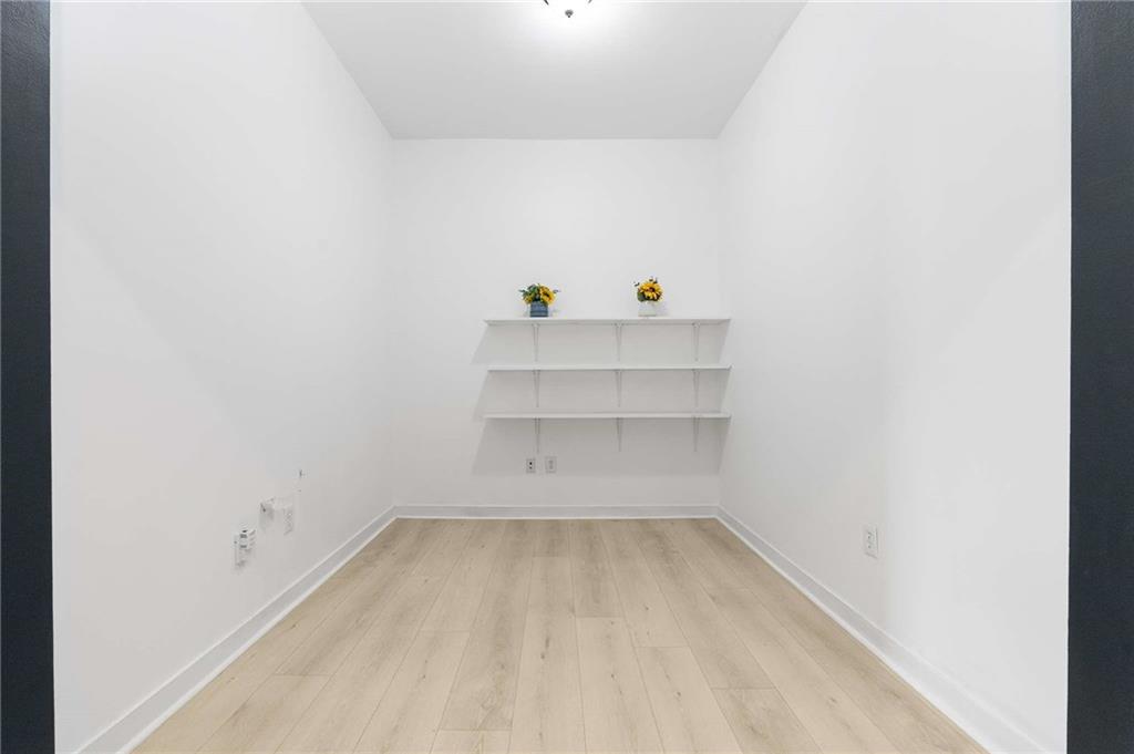 565 Peachtree Street NE Unit 1005