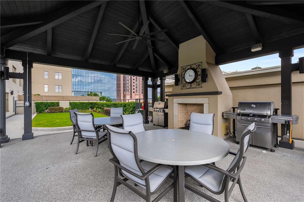 565 Peachtree Street NE Unit 1005