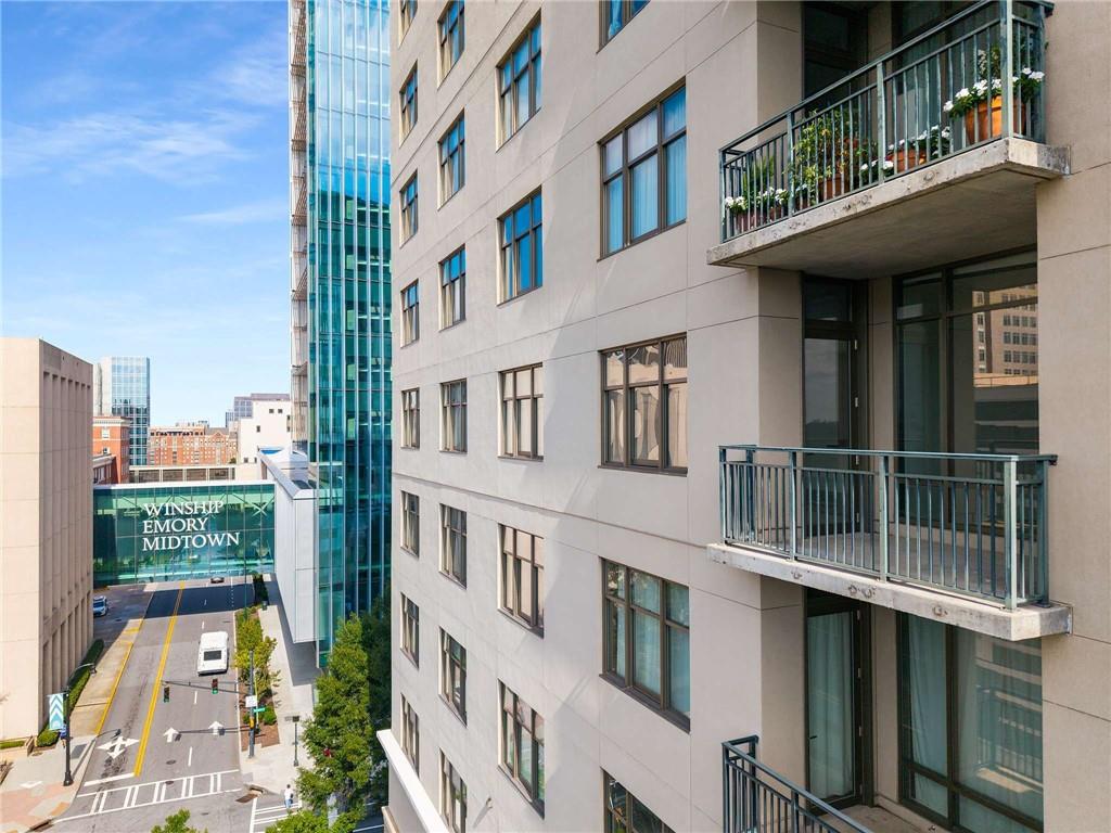 565 Peachtree Street NE Unit 1005