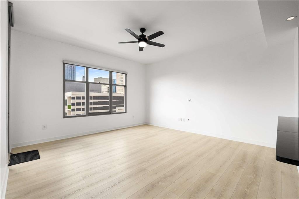 565 Peachtree Street NE Unit 1005