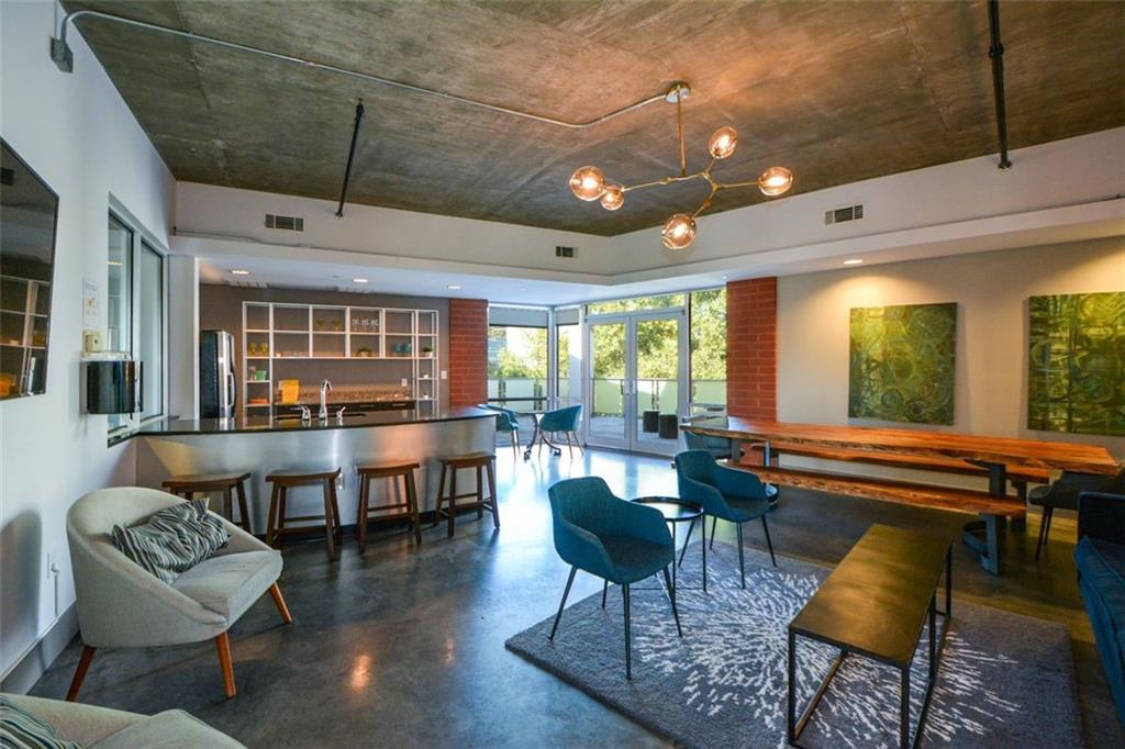 245 N HIGHLAND Avenue NE Unit 402