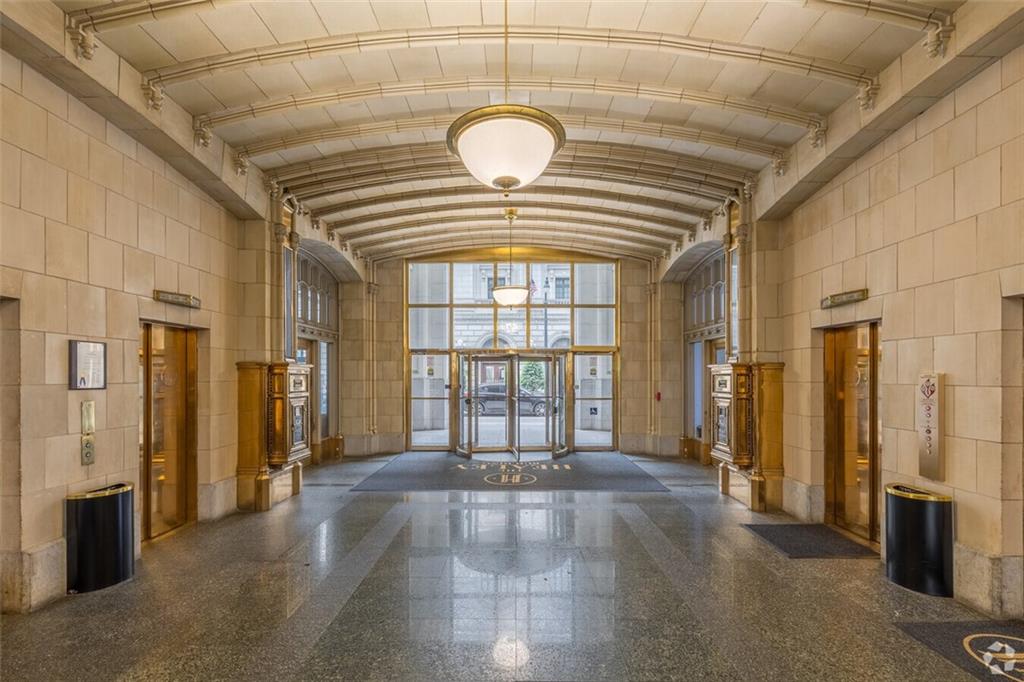 57 FORSYTH Street NW Unit 3B