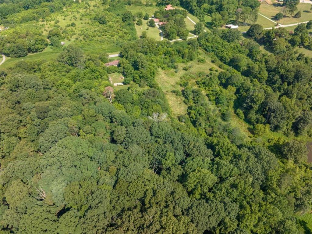 2144 Hog Mountain Road