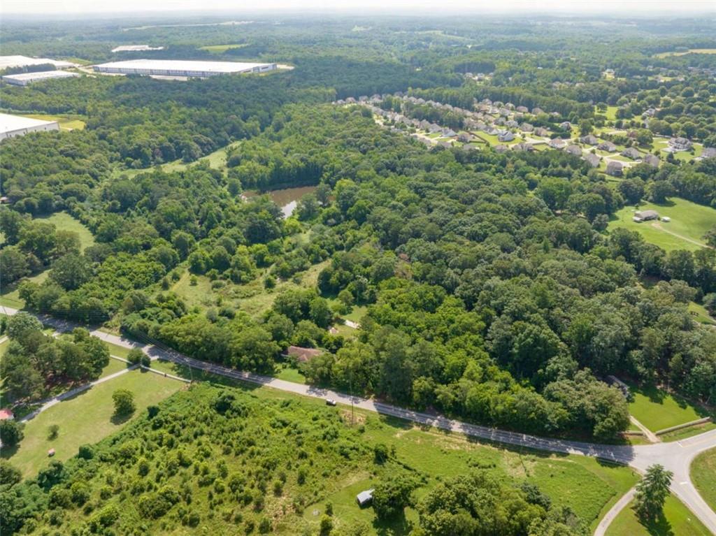 2144 Hog Mountain Road