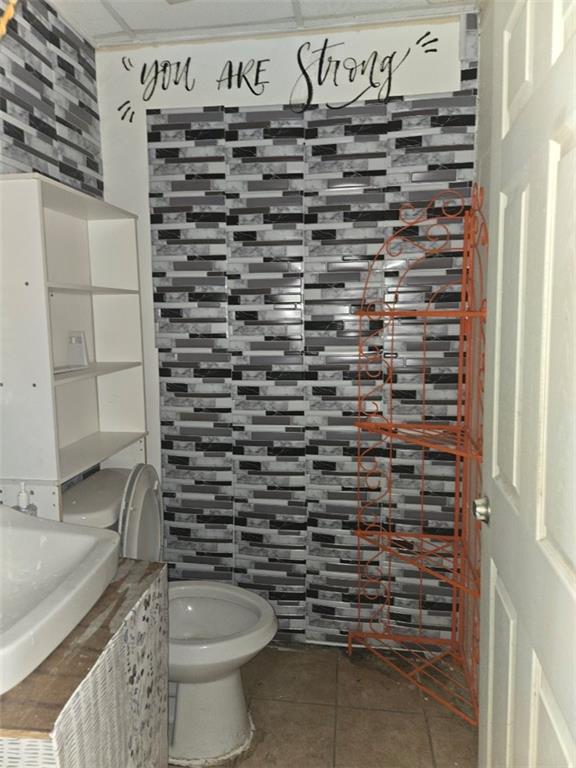 3125 GLENWOOD Road Unit 2