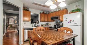 338 Saratoga Place