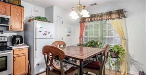 338 Saratoga Place