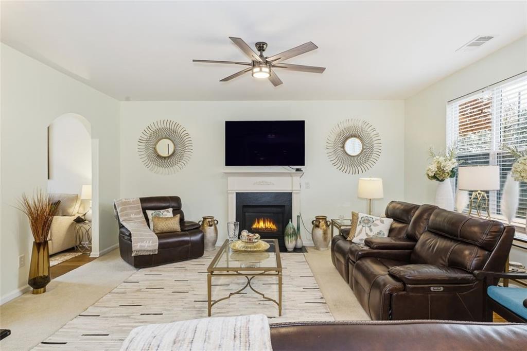 583 CROSSWINDS Circle