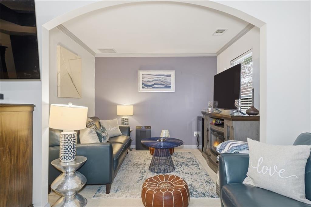 583 CROSSWINDS Circle