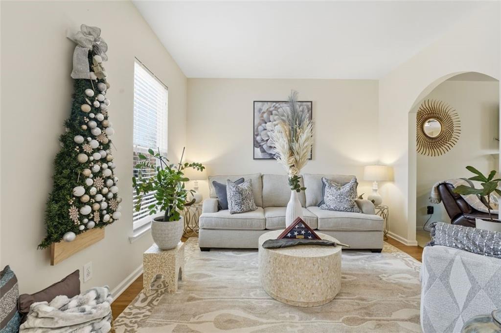 583 CROSSWINDS Circle