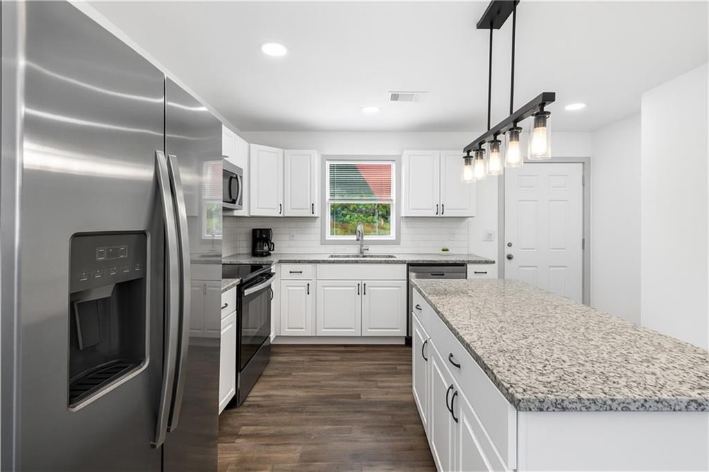 2178 Penelope Street