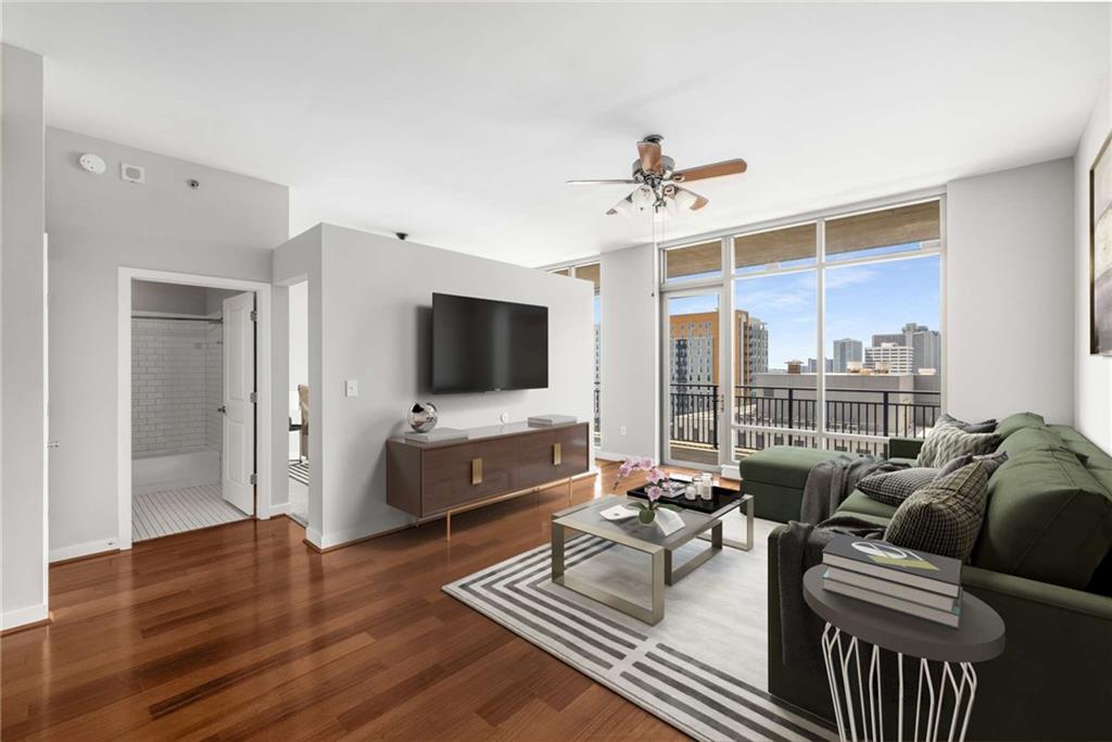 565 Peachtree Street NE Unit 1206