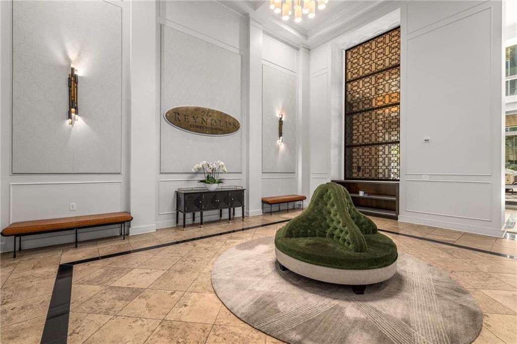 565 Peachtree Street NE Unit 1206