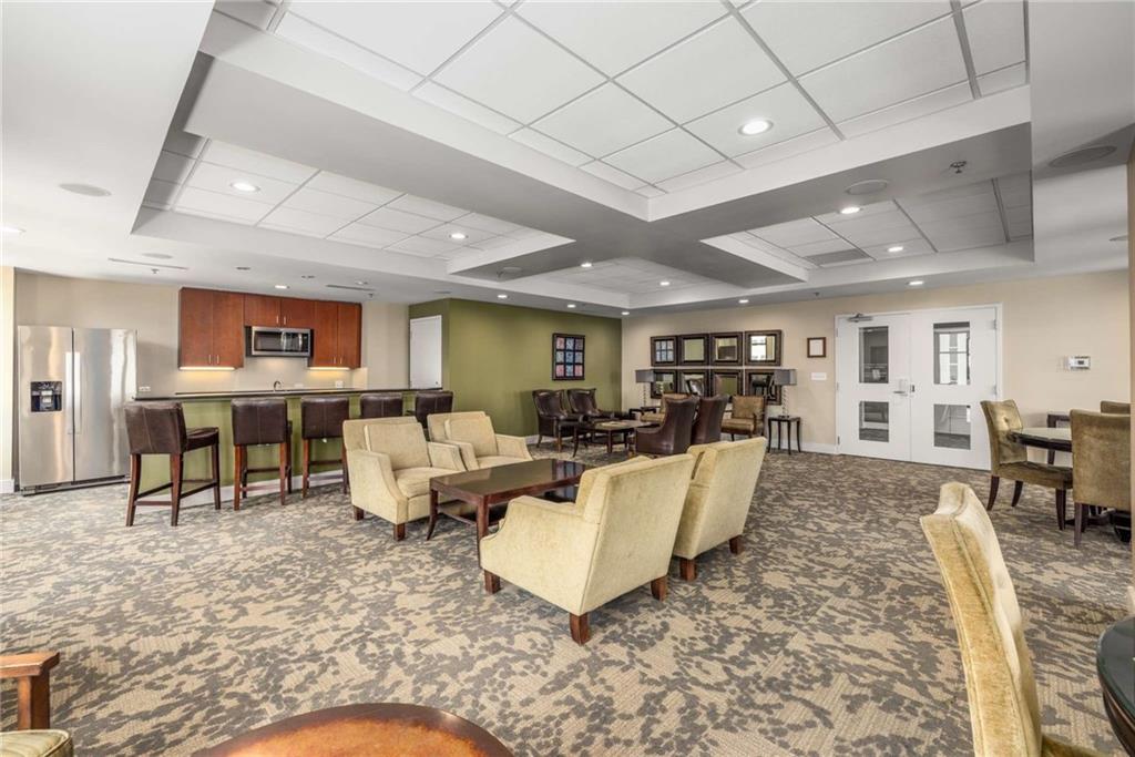 565 Peachtree Street NE Unit 1206