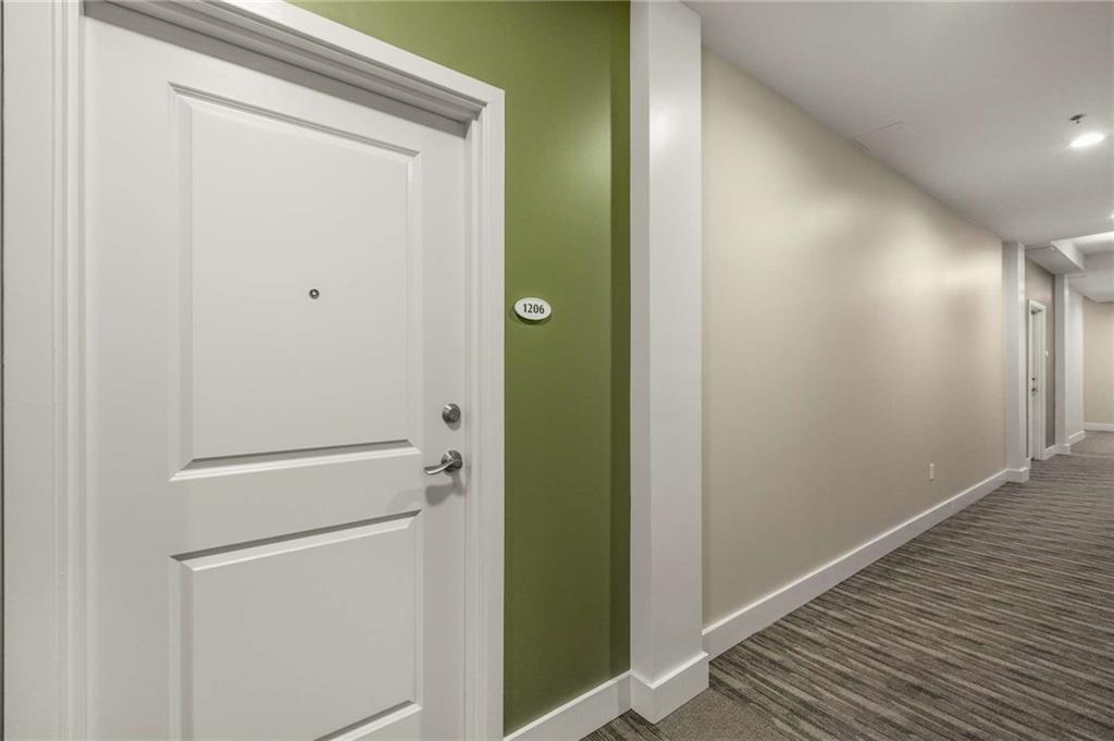 565 Peachtree Street NE Unit 1206