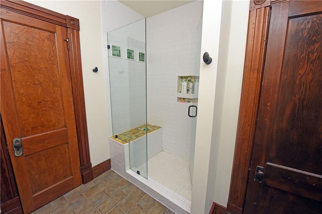 1540 ROGERS Avenue SW