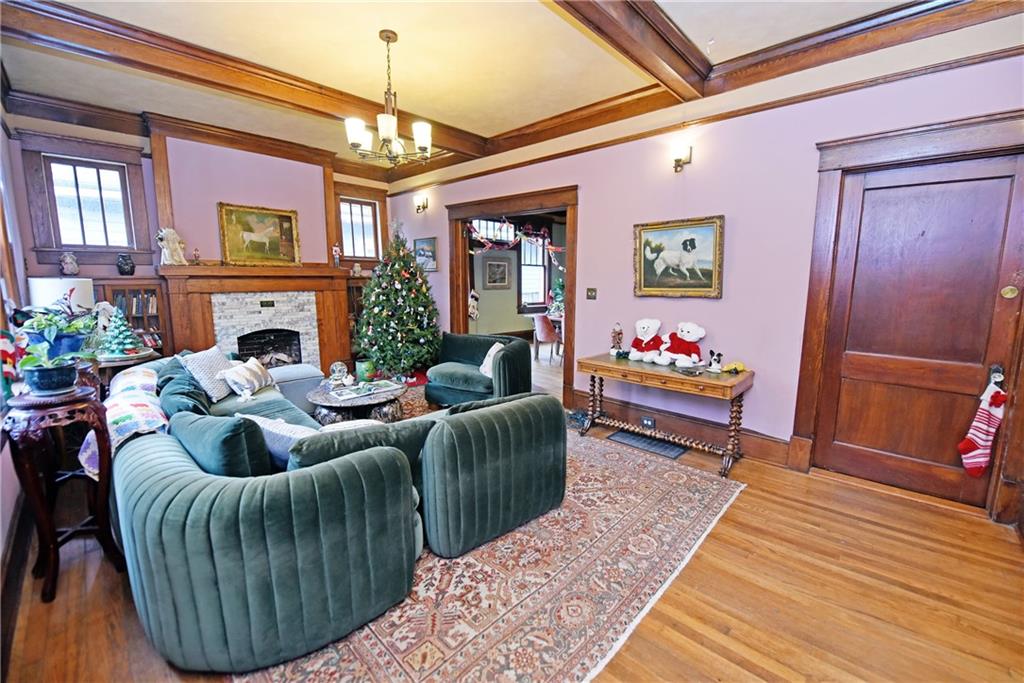 1540 ROGERS Avenue SW