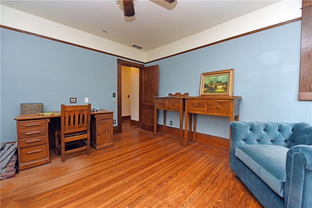 1540 ROGERS Avenue SW