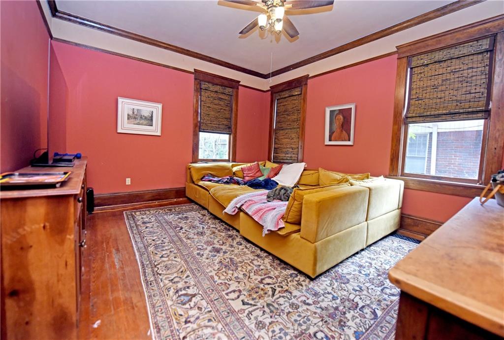 1540 ROGERS Avenue SW