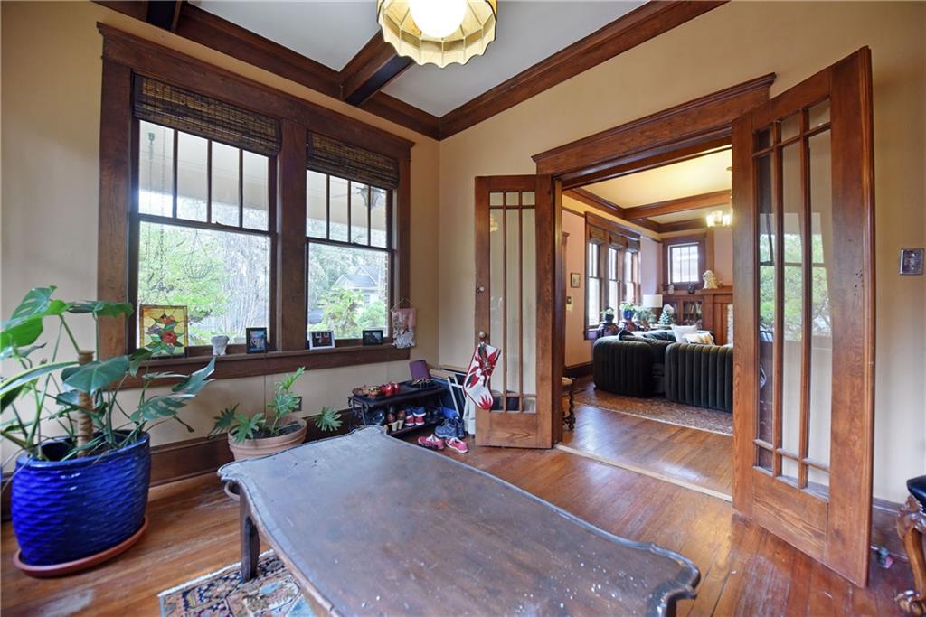 1540 ROGERS Avenue SW