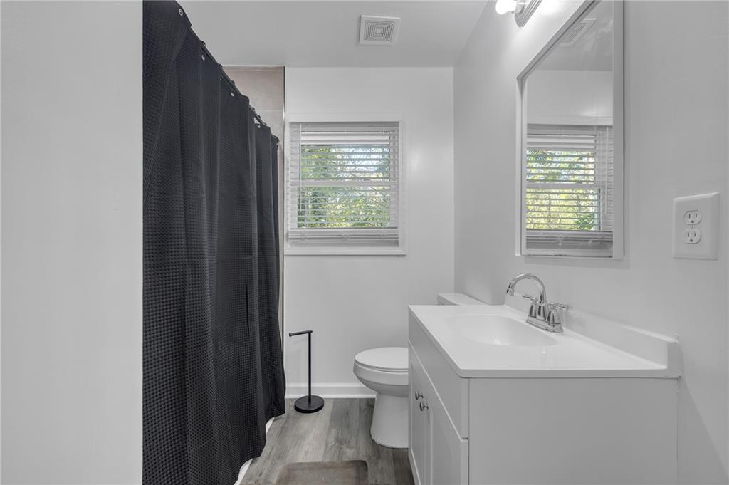 344 E RHINEHILL Road SE