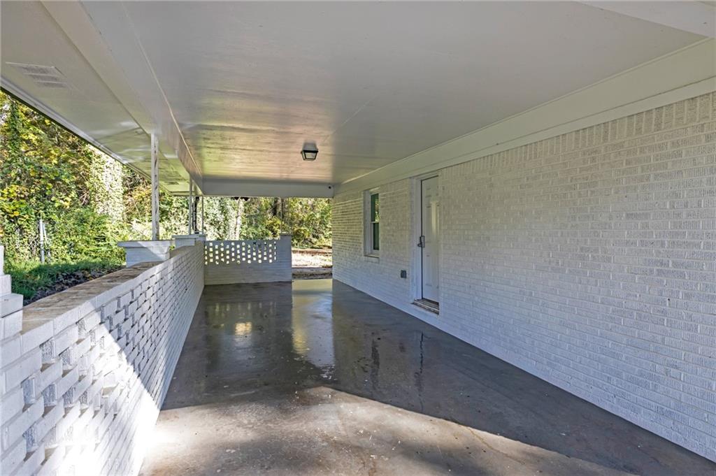 344 E RHINEHILL Road SE