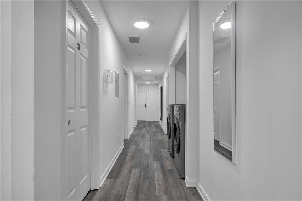 344 E RHINEHILL Road SE