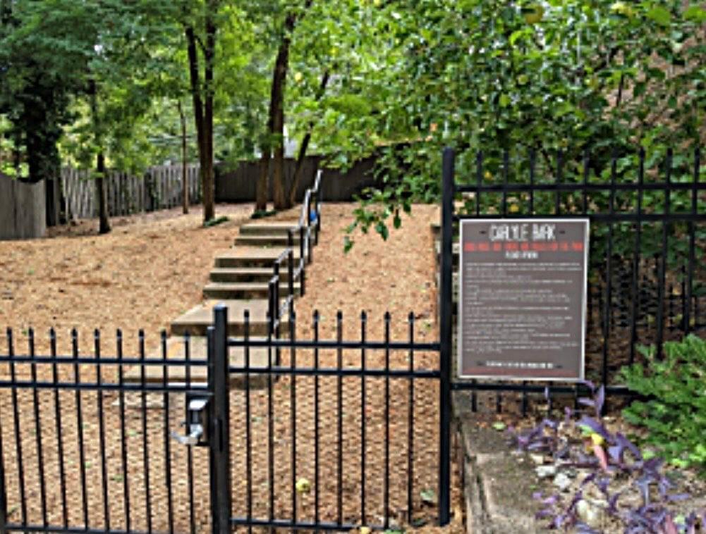 265 CARLYLE PARK Drive NE