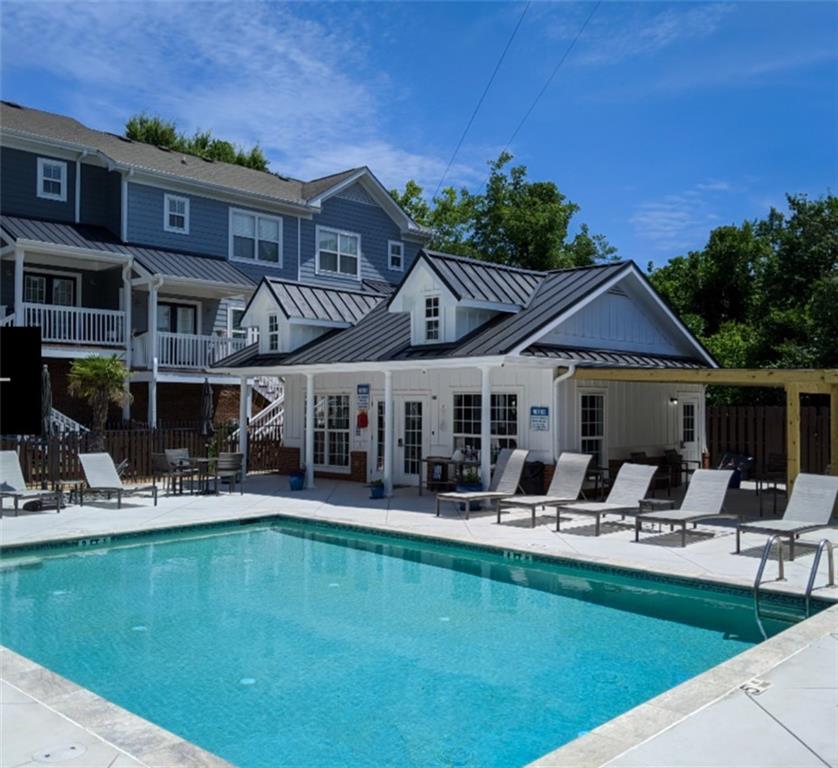 265 CARLYLE PARK Drive NE