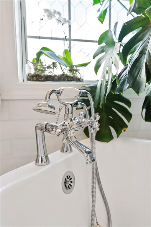 265 CARLYLE PARK Drive NE