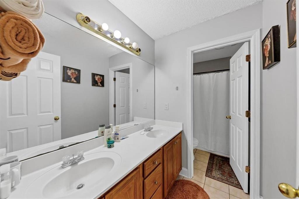 646 Autumn Leaf Circle