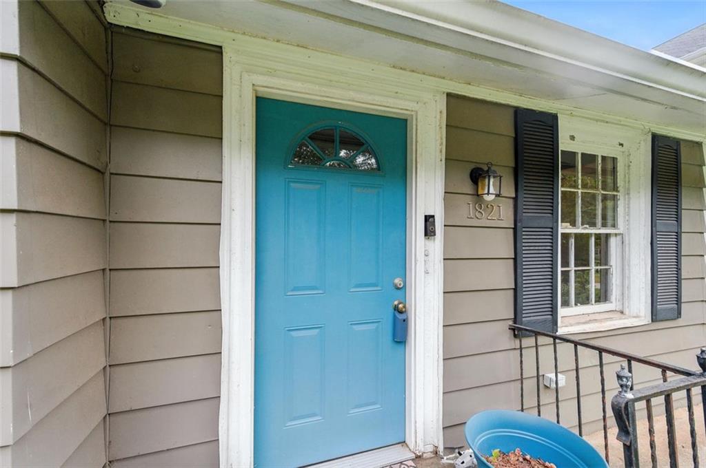 1821 AVON Avenue SW
