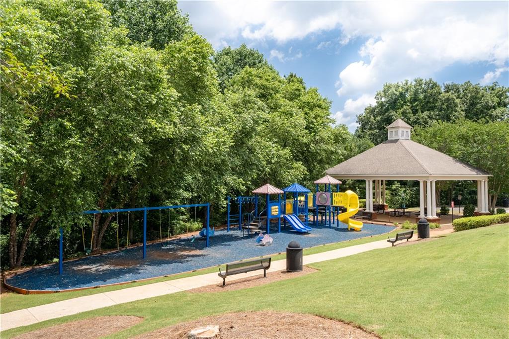 3717 Shady Maple Drive