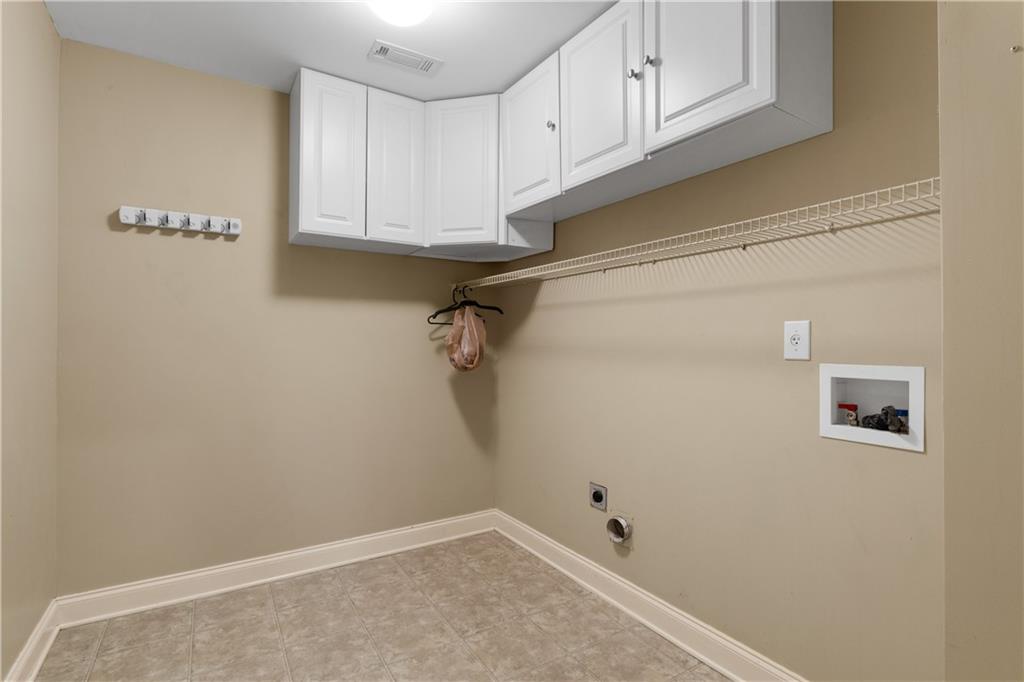 3717 Shady Maple Drive