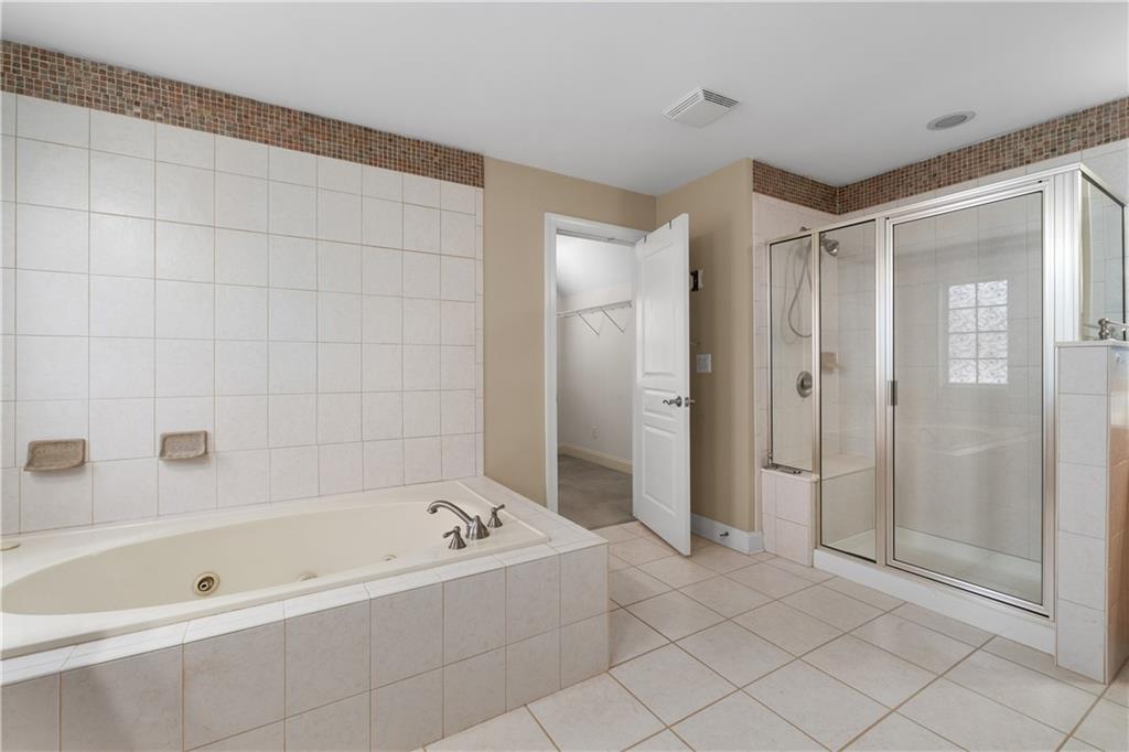 3717 Shady Maple Drive