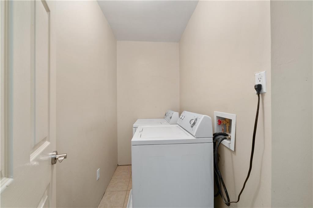 3717 Shady Maple Drive