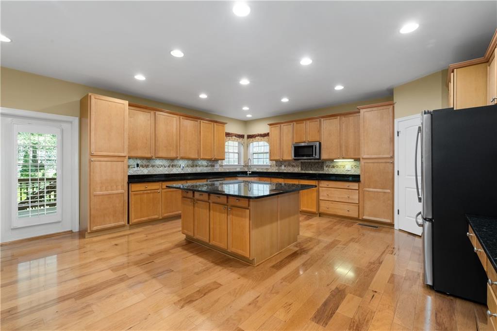 3717 Shady Maple Drive